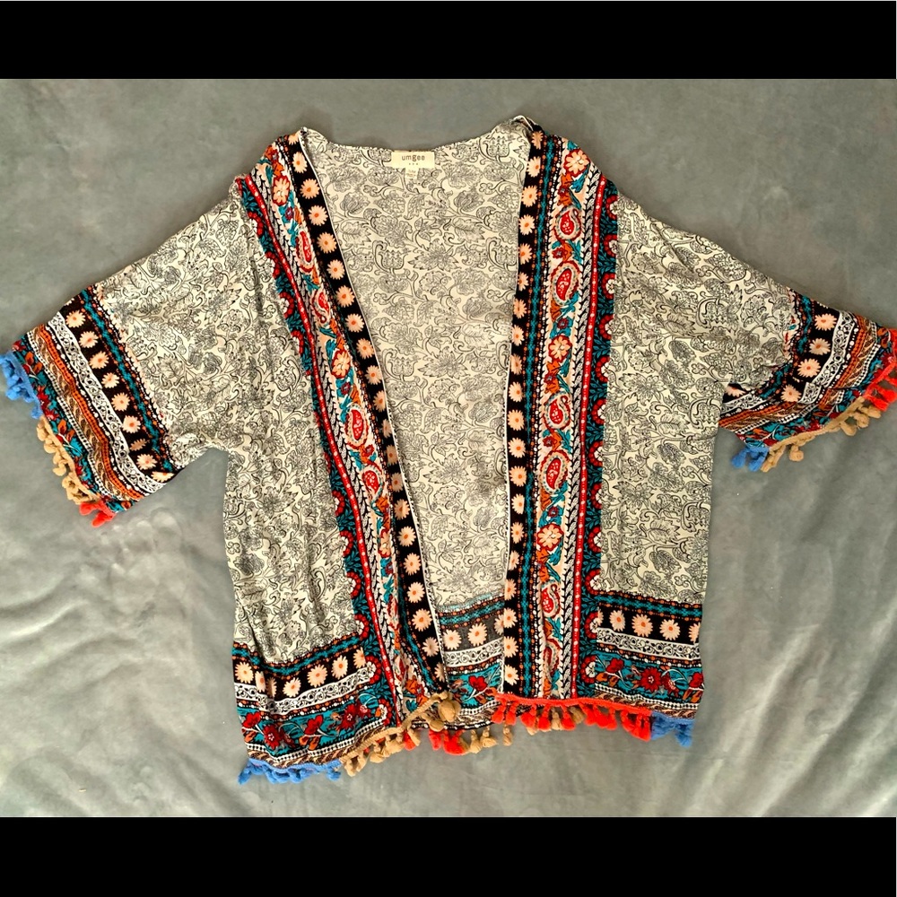 Tassel bordered chic cardigan